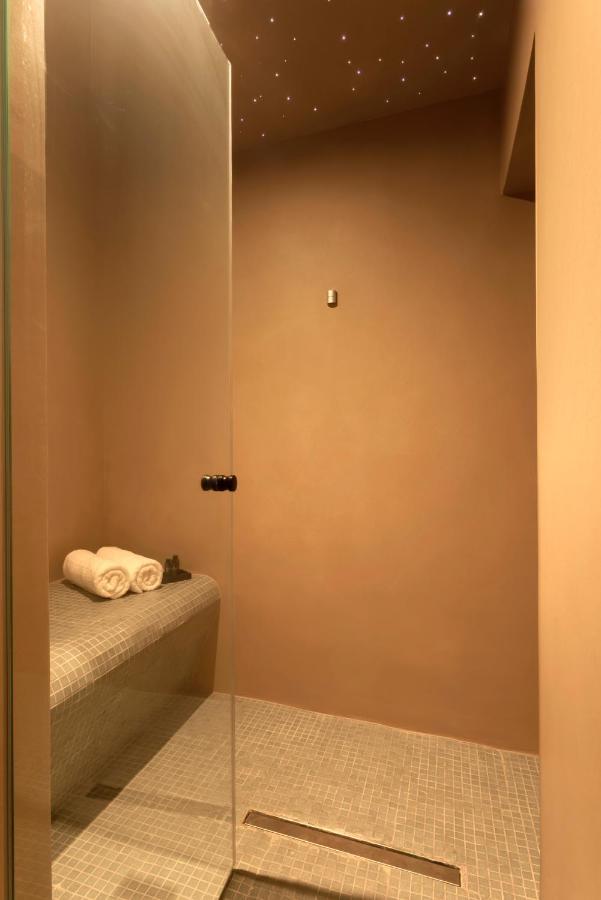 A Truly Wow Experience For Every Guest. The Place Athen Eksteriør bilde